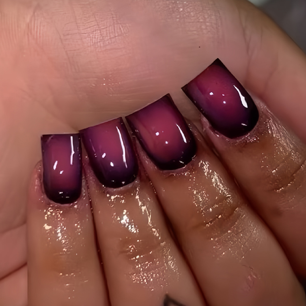 Nail Art Red - Short Square fake nails for women