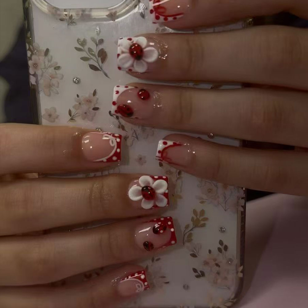 24 Pieces Per Set. Rectangular - đánh giá và giá Nail Art Red