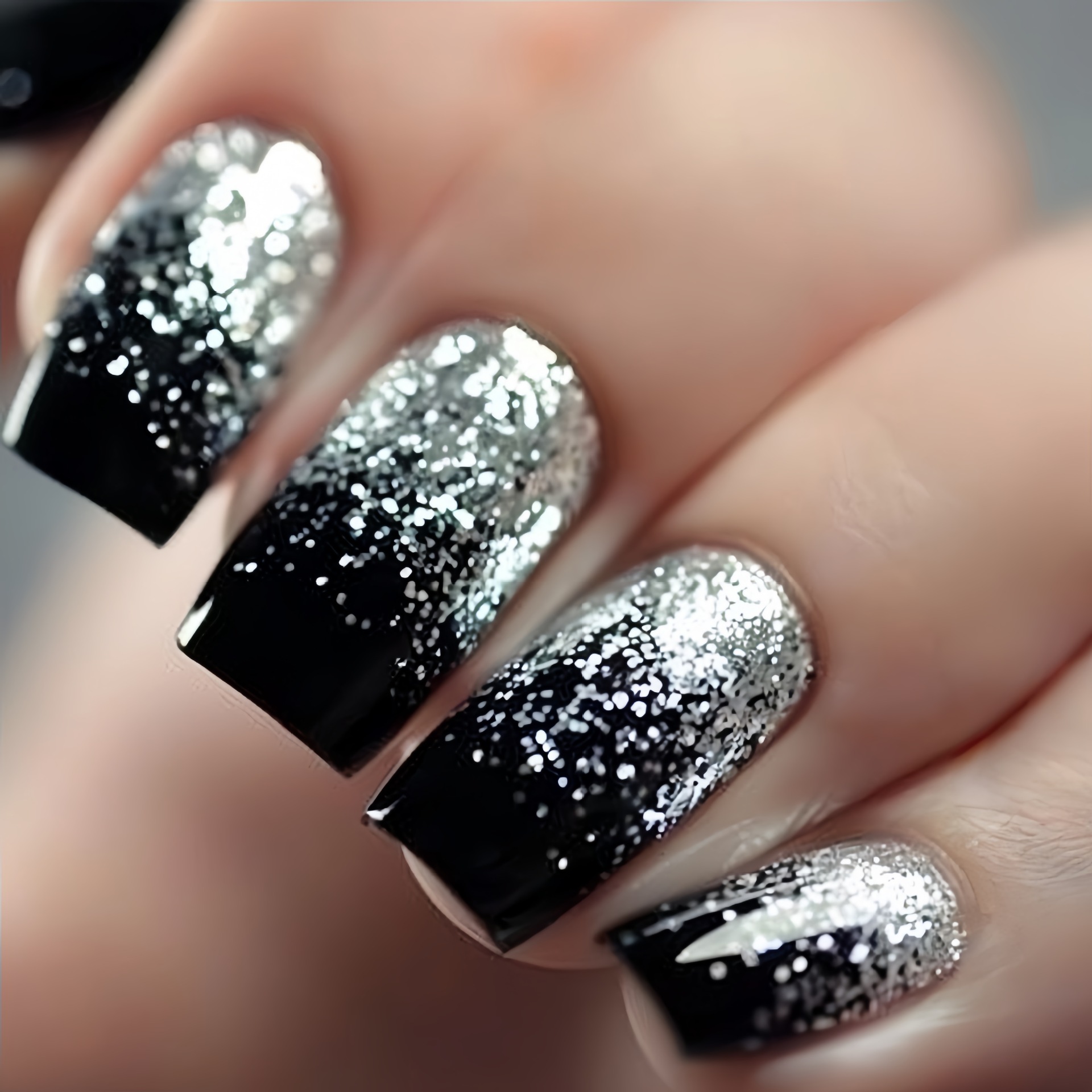Short Medium fake nails Gradie - đánh giá và giá Nail Art Glitter