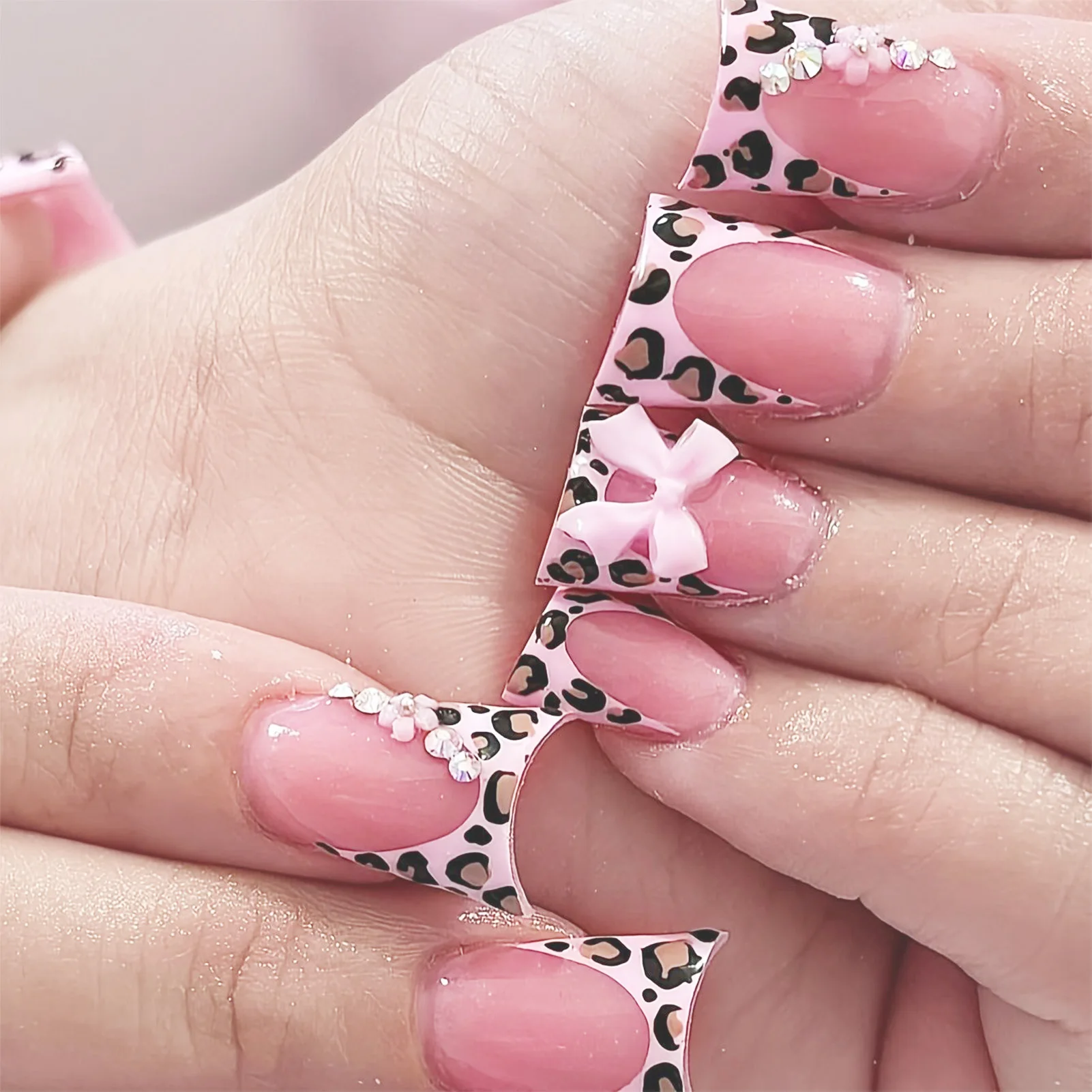 24Pcs Short Duckbill Press On  - đánh giá và giá Nail Art Leopard